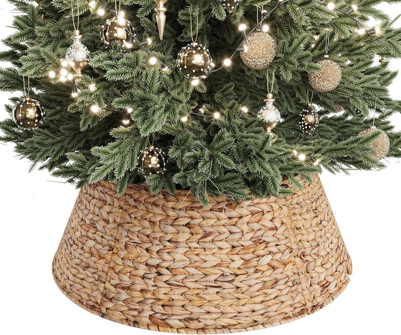 ELYKEN 33-Inch Woven Rattan Christmas Tree Collar, Stylish Hyacinth 6-Piece Tree Skirt for Artificial Trees, Wicker Tree Base Cover with Cord Cut-Out for Home Decor, Living Room Display, Natural