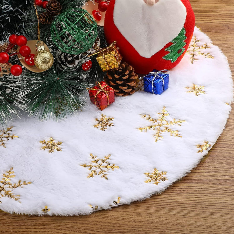 18 Inches Mini Christmas Tree Skirt Christmas Tree Mat Faux Fur Gold Snowflake Sequin Embroidered Luxury Tree Skirt for Xmas Holiday Party Home Decorations Ornaments (White, Snowflake)