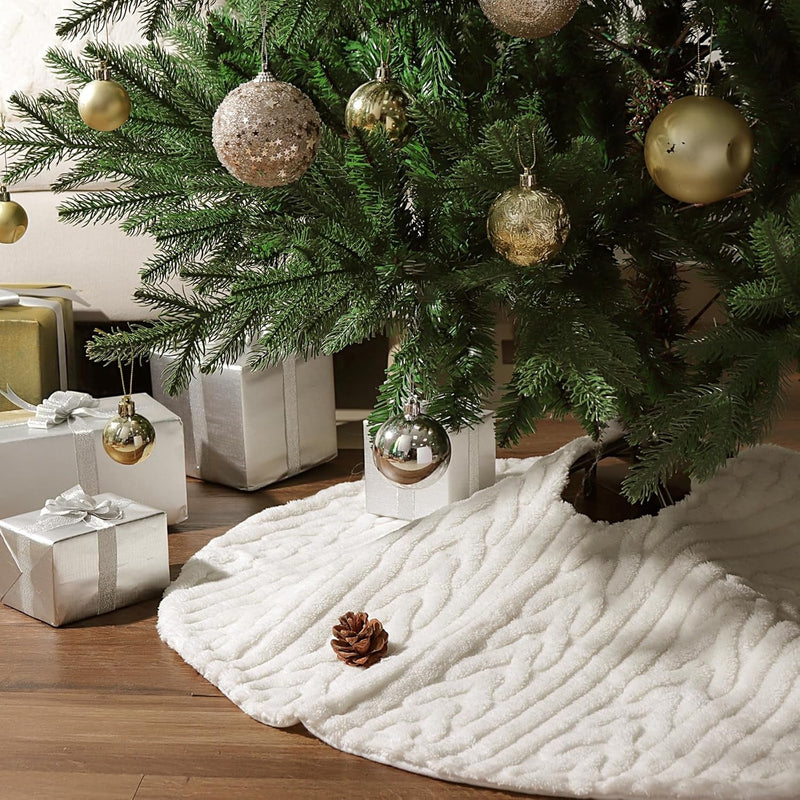 Faux Fur Christmas Tree Skirt: 36 Inch Soft White Plush Fluffy Rustic Christmas Tree Skirts with Cable Knit Textured Pattern, Boho Style Christmas Tree Cover Beige Xmas Decorations for Home Indoor