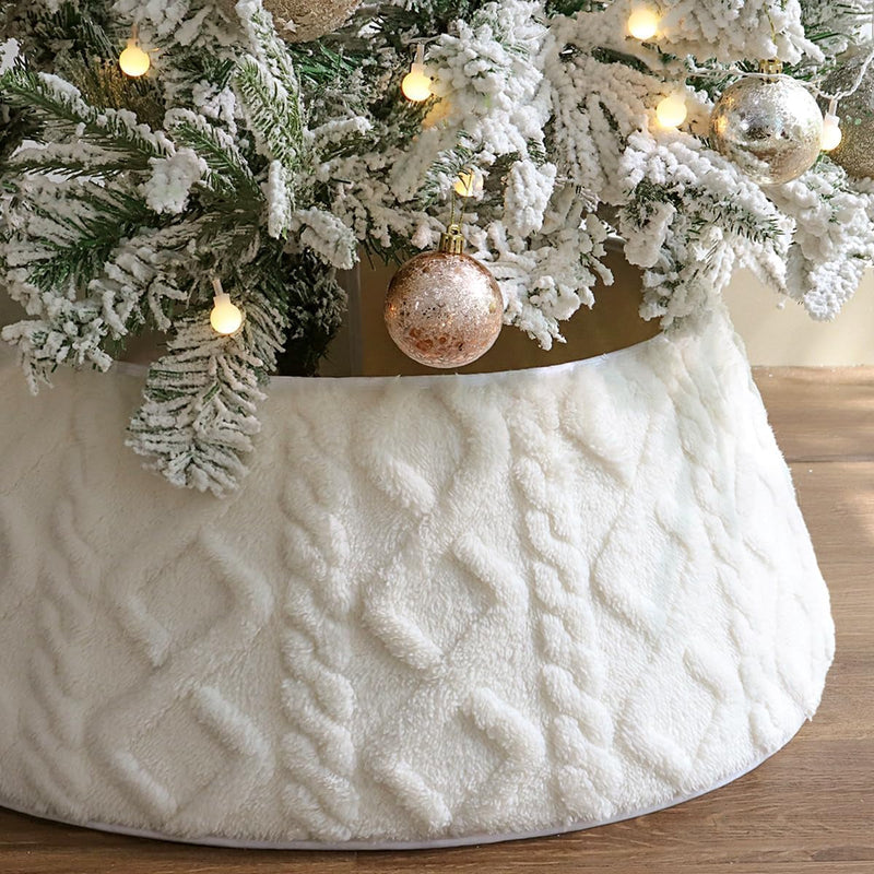 Christmas Tree Collar, Rustic White Luxury Plush Faux Fur Tree Collar with Textured Crossed Diamond Pattern, Soft Boho Xmas Tree Ring Beige Tree Skirt for Holiday Decorations Home Decor