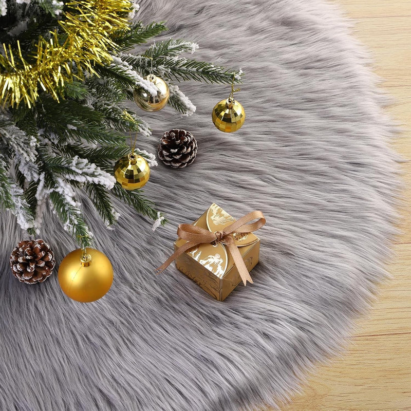 36 Inch Wool Fur Christmas Tree Skirt Thick Plush White and Brown Tree Skirt Christmas Tree Decoration for Xmas Home Party Holiday Decor