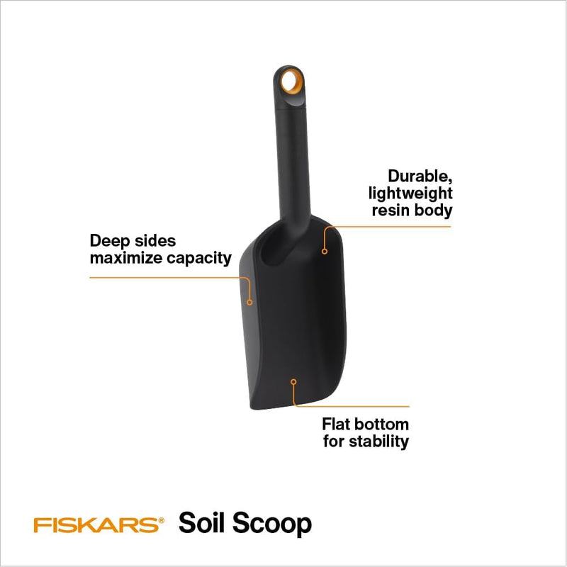 Fiskars Soil Scoop for Potting and Transplanting, Garden Tool Indoor Gardening, Made with Recycled Plastic, 1.5 Cups