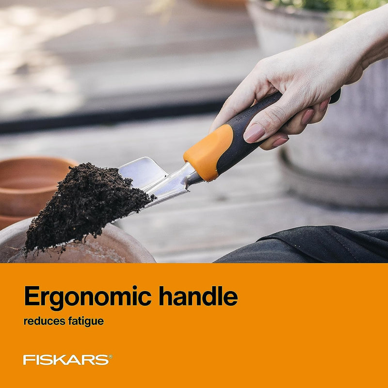 Fiskars Trowel - Heavy Duty Gardening Hand Tool with Hang Hole - for Digging and Planting - Rust Resistant Cast Aluminum - Ergonomic Handle and Comfort Grip - Gardening Tools for Yard