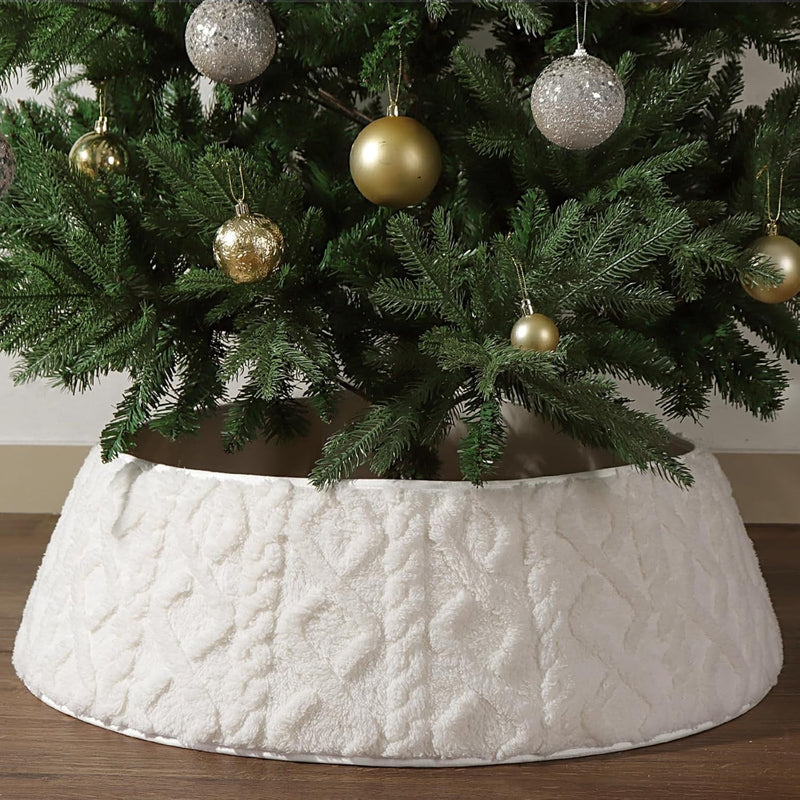 Christmas Tree Collar, Rustic White Luxury Plush Faux Fur Tree Collar with Textured Crossed Diamond Pattern, Soft Boho Xmas Tree Ring Beige Tree Skirt for Holiday Decorations Home Decor