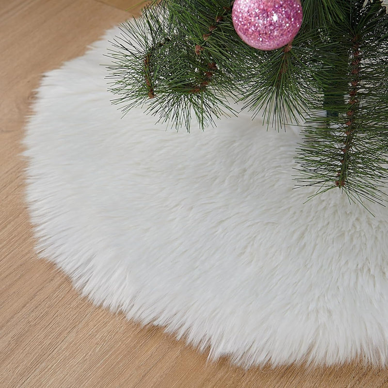 Christmas Tree Skirt, White round Faux Fur Plush Xmas Tree Skirts Small Mat Decorations for Merry Christmas New Year Party Holiday Home Table Decor,17.7 Inches