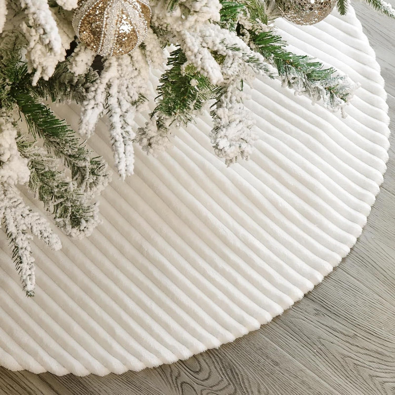 Faux Fur Christmas Tree Skirt: 36 Inch White Plush Faux Fur Christmas Tree Skirt with Stripe Textured Pattern, Boho Soft Christmas Tree Decorations for Merry Christmas Home Décor Xmas Party, Beige