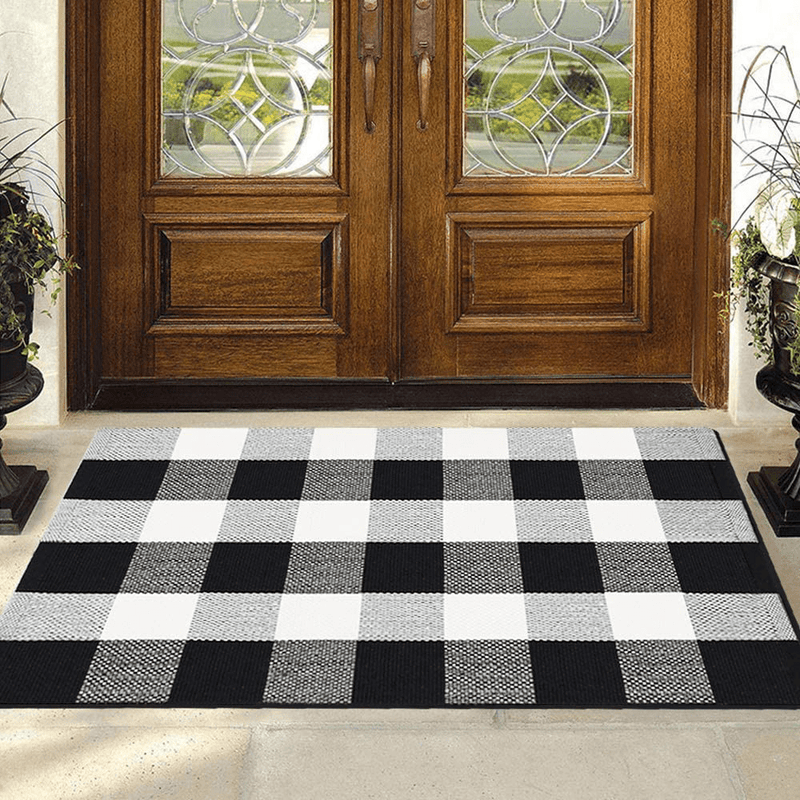 Buffalo Plaid Rug - YHOUSE Cotton Front Door Mat Outdoor Doormat Washable Checkered Rugs Indoor/Outdoor Welcome Mat for Layered Mat Porch/Kitchen/Farmhouse/Entry(23.6“X35.4“, Red and Black Plaid) Home & Garden > Decor > Seasonal & Holiday Decorations& Garden > Decor > Seasonal & Holiday Decorations YHOUSE Black and White Plaid 17.7“X27.5“ 