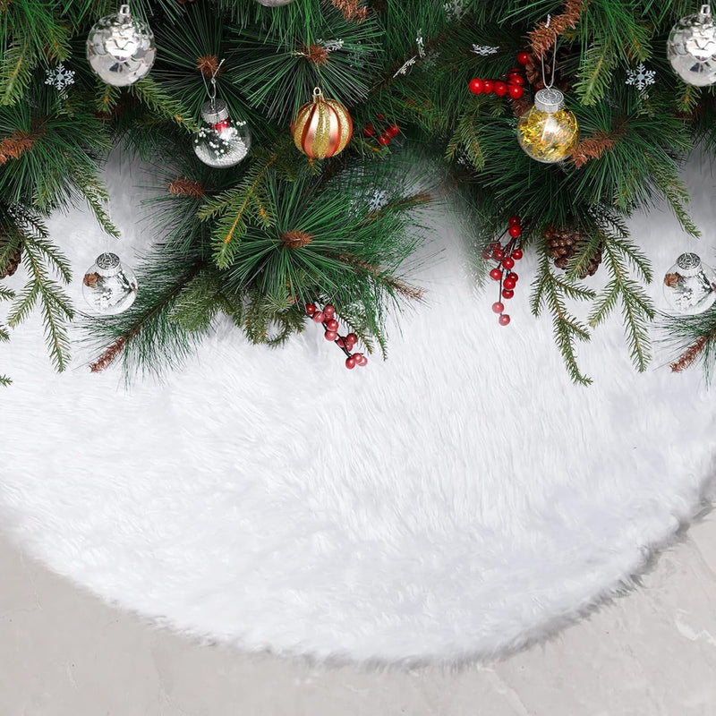 31 Inch White Christmas Tree Skirt, Fur Tree Skirt Snowy White Plush Velvet Wool-Like Chirstmas Tree Skirt Holiday Party Decoration for Merry Christmas Xmas Party Supplies