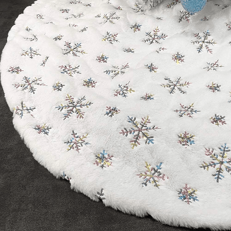 CHICHIC 48 Inch Large Christmas Tree Skirt White Tree Skirt Xmas Faux Fur Tree Skirts Christmas Decorations for Holiday Tree Ornaments Christmas Party Home Decorations with Sequin Silver Snowflakes Home & Garden > Decor > Seasonal & Holiday Decorations > Christmas Tree Skirts CHICHIC Multicolor  