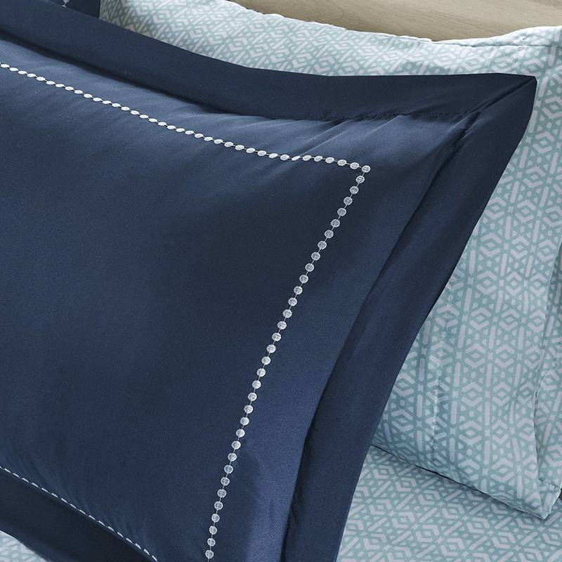 Intelligent Design Complete Bag Casual Boho Comforter with Sheet Decorative Pillow, All Season Bedding Set, Queen, Loretta Navy Home & Garden > Linens & Bedding > Bedding Intelligent Design   