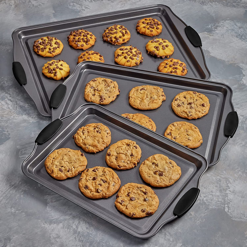 Non-Stick Baking Sheet Set 3 Pcs for Cookies & More, Heavy-Duty Aluminum Baking Sheets with Black Silicone Handles Home & Garden > Kitchen & Dining > Cookware & Bakeware SAFUU   