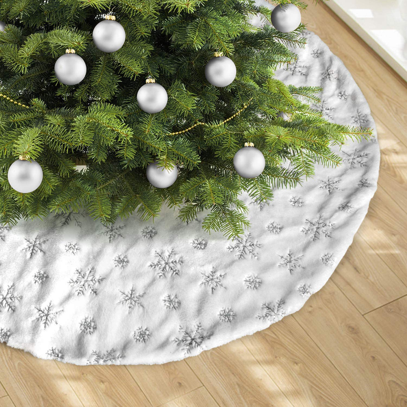 Dremisland Christmas Tree Skirt, 36 inches White&Silver Luxury Faux Fur Tree Skirt with Snowflakes Super Soft Thick Plush Tree Skirt for Xmas Tree Decoration (Silver, 36inch/90cm)