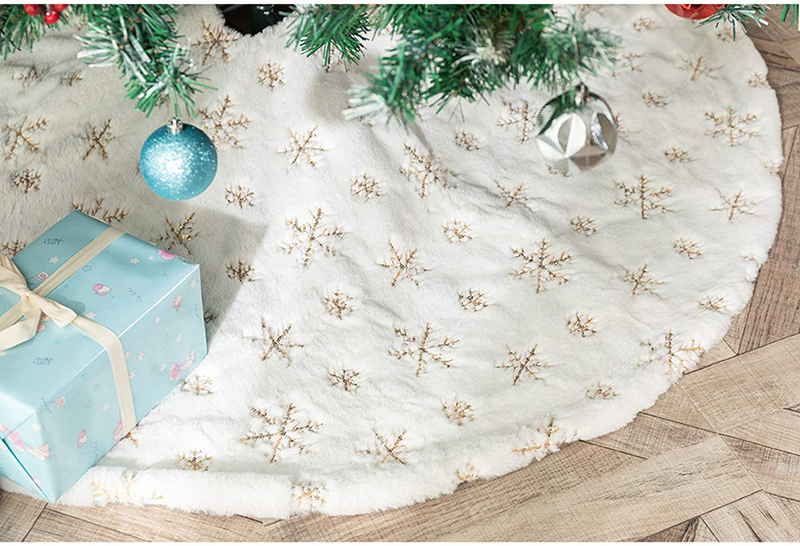 DegGod Plush Christmas Tree Skirts, 30 inches Luxury Snowy White Faux Fur Xmas Tree Base Cover Mat with Gold Snowflakes for Xmas New Year Home Party Decorations (Gold, 30 inches)