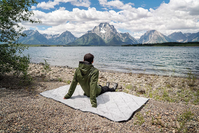 Oceas Sherpa Waterproof Camping Blanket - Extra Warm and Large Sherpa Fleece Outdoor Blanket for Car, Boat, Concert, & Picnic Use - Machine Washable and Windproof Camping Blankets for Cold Weather Home & Garden > Lawn & Garden > Outdoor Living > Outdoor Blankets > Picnic Blankets Oceas   