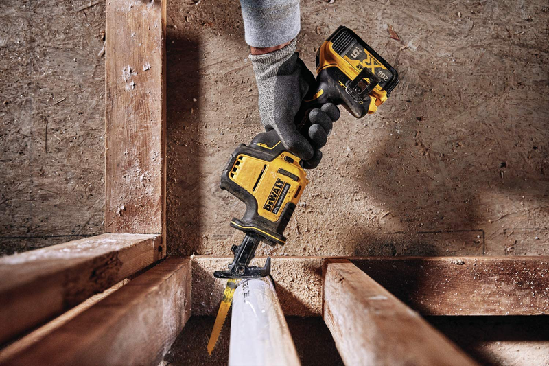 DEWALT ATOMIC 20V MAX Reciprocating Saw, One-Handed, Cordless, Tool Only (DCS369B)