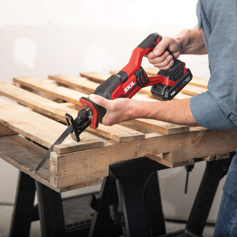 SKIL 20V 4-Tool Combo Kit: 20V Cordless Drill Driver, Reciprocating Saw, Circular Saw and Spotlight, Includes Two 2.0Ah Lithium Batteries and One Charger - CB739701 Hardware > Tools > Multifunction Power Tools Skil   