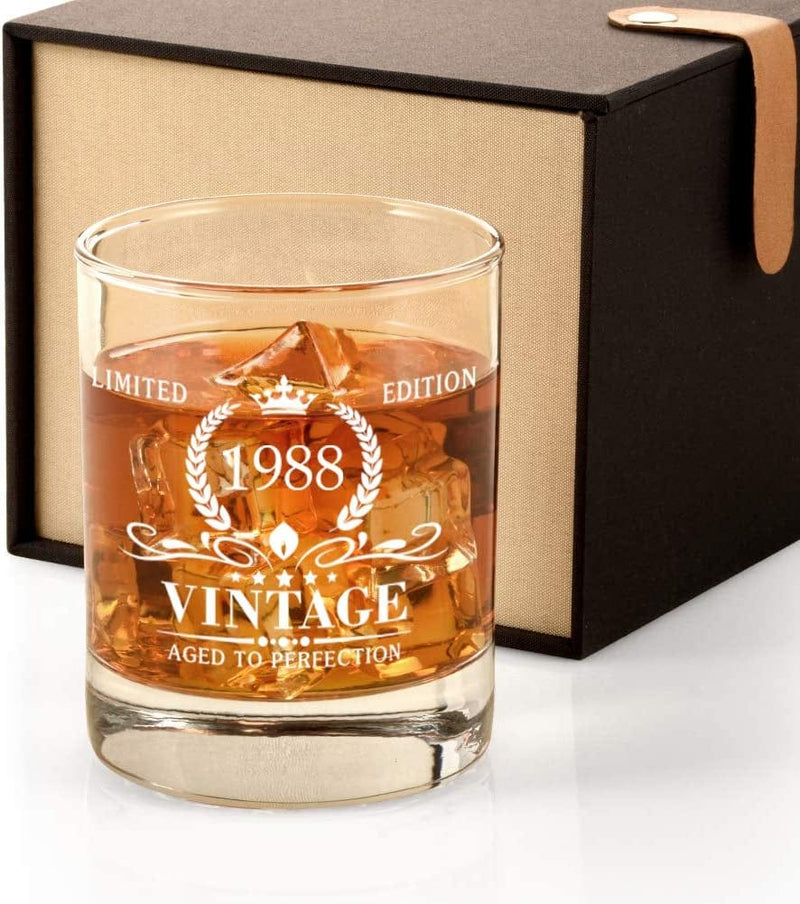 1988 34Th Birthday Gifts for Men, Vintage Whiskey Glass 34 Birthday Gifts for Dad, Son, Husband, Brother, Funny 34Th Birthday Gift Present Ideas for Him, 34 Year Old Bday Party Decoration