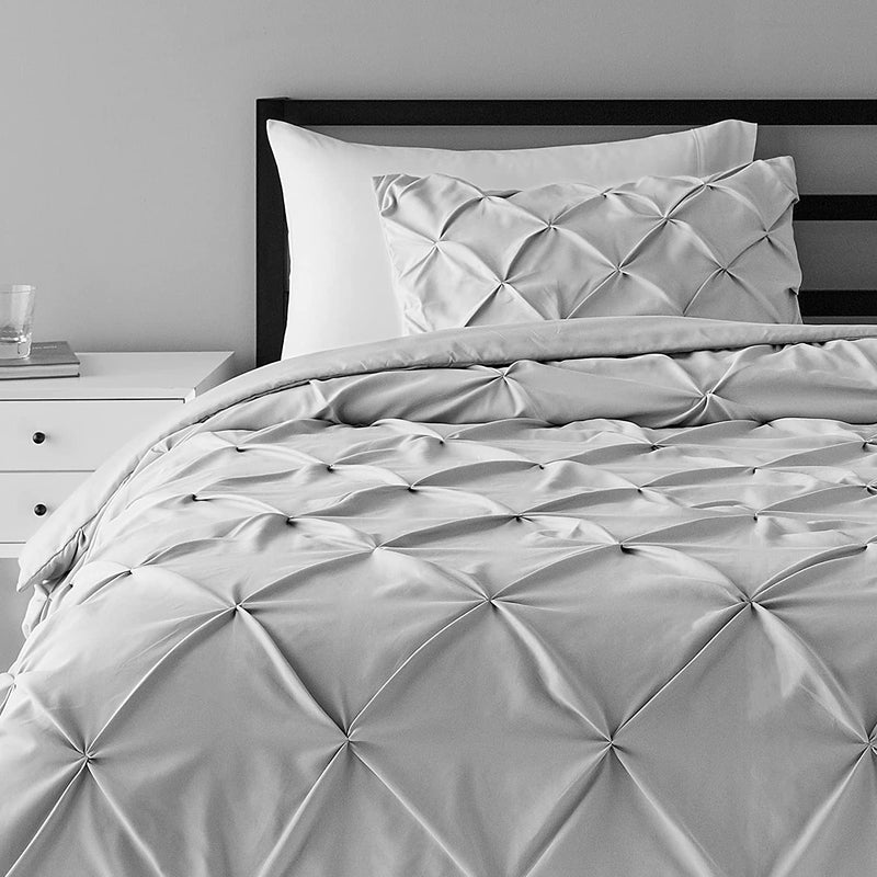 Pinch Pleat All-Season Down-Alternative Comforter Bedding Set - Twin / Twin XL, Burgundy Home & Garden > Linens & Bedding > Bedding KOL DEALS Light Grey Bedding Set Twin/TwinXL
