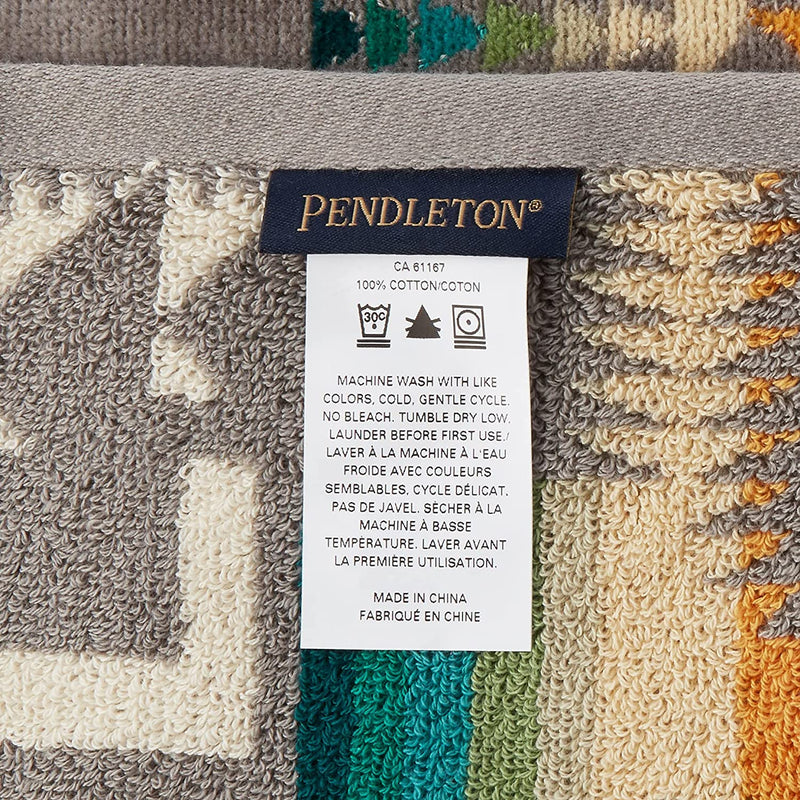 Pendleton Bath Towel, Grey Home & Garden > Linens & Bedding > Towels Pendleton   