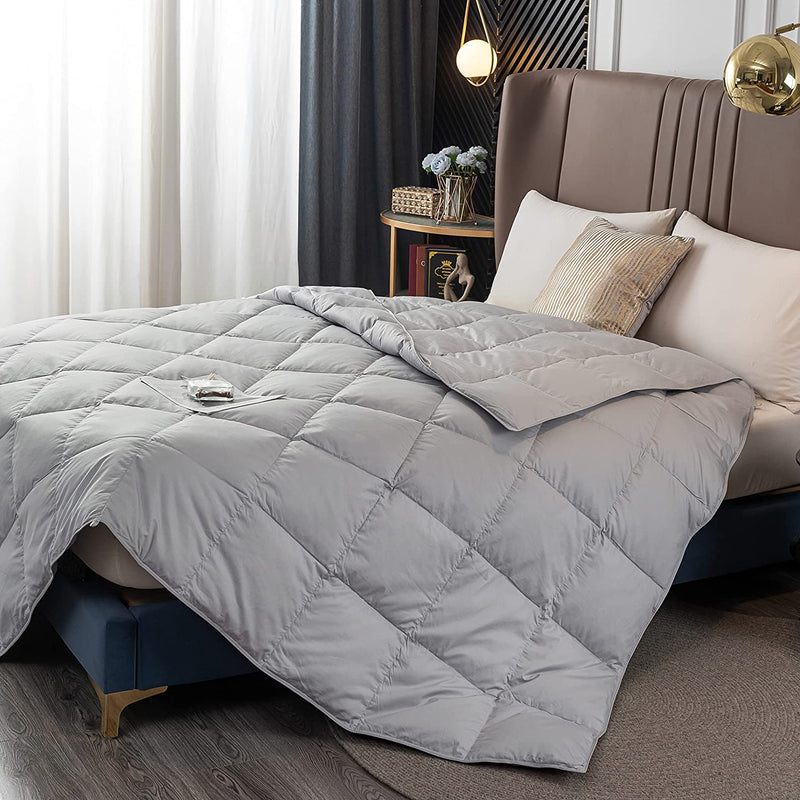 Confibona Lightweight 90% White down Comforter/Blanket,King Size,Cooling Duvet Insert for Summer /Warm Weather,Machine Washable,Super Soft Cotton Shell without Noise,Light Gray Home & Garden > Linens & Bedding > Bedding > Quilts & Comforters confibona Light Gray California/Oversized King 