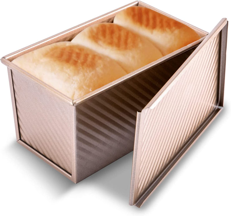 KITESSENSU Pullman Loaf Pan with Lid, 1 Lb Dough Capacity Non-Stick Bakeware for Baking Bread, Carbon Steel Corrugated Bread Toast Box Mold with Cover for Baking Bread, Gold