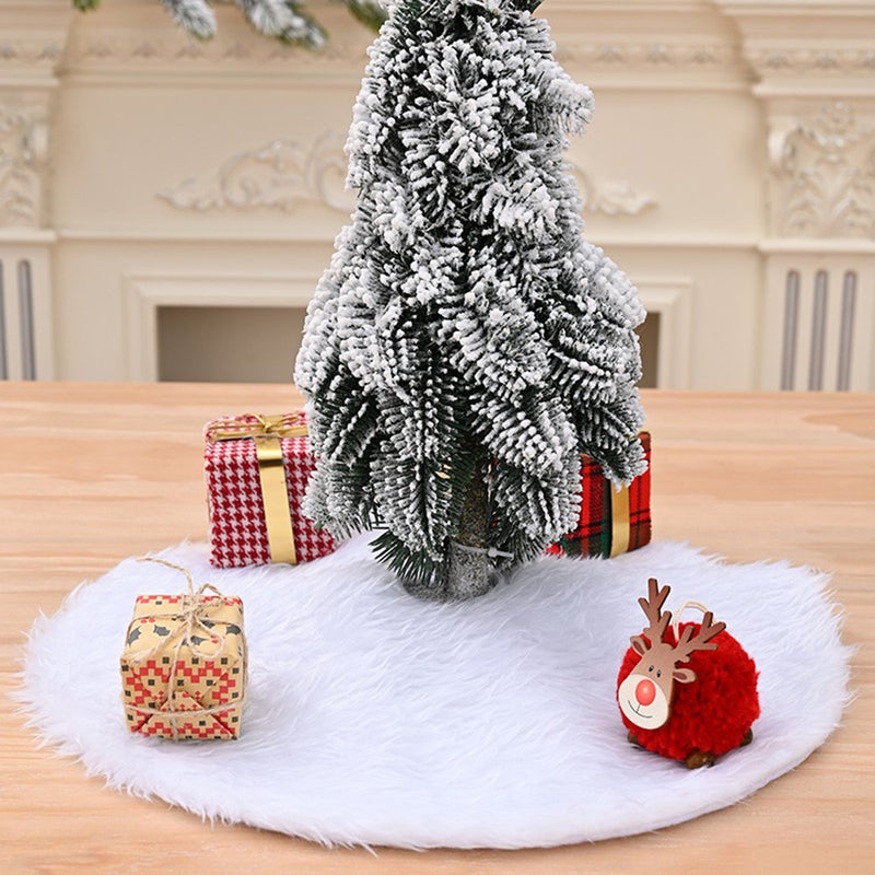 Christmas Tree Skirt Atmosphere Decoration Mini Fluffy Red White Edge Mini Christmas Tree Skirt Home & Garden > Decor > Seasonal & Holiday Decorations > Christmas Tree Skirts MAHAQI   