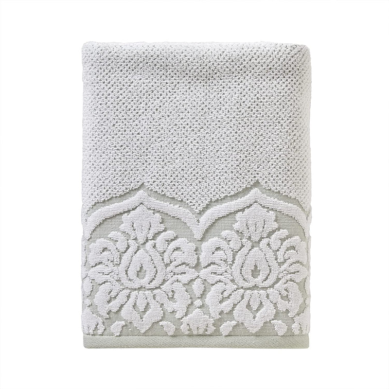 SKL Home Holland Floral Bath Towel, Vanilla Home & Garden > Linens & Bedding > Towels Saturday Knight Ltd. Bath Towel, Elephant Walk  