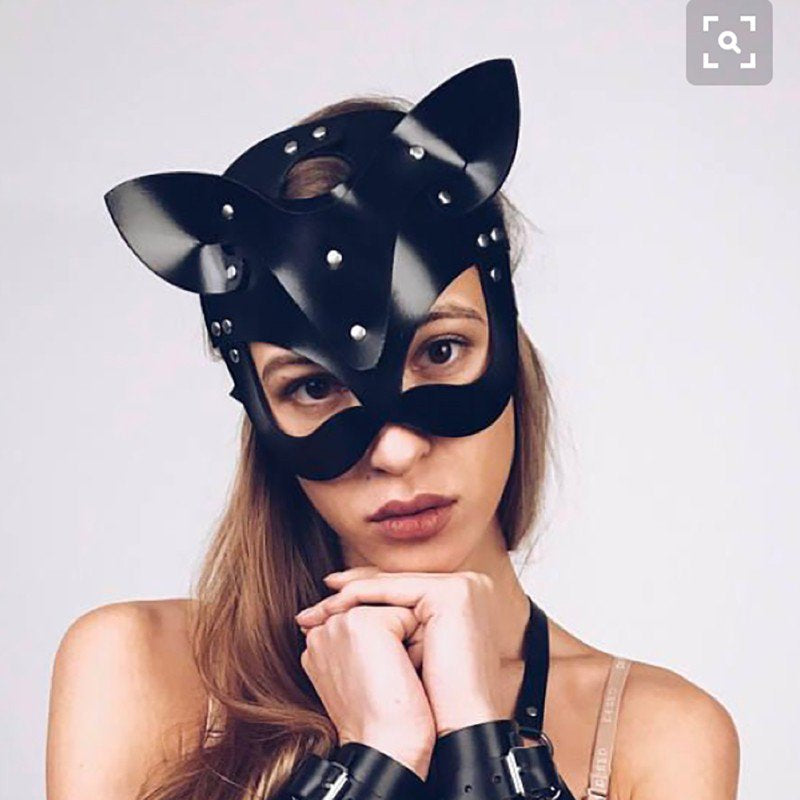 Fysho Sexy Mask Half Face Cosplay Cat Mask Pu Leather Halloween Masquerade Carnival Party Masks