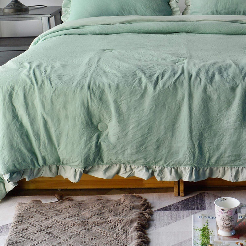 DOMDEC 3-Piece Quilted Comforter Set Washed Microfiber Shell down Alternative Fill Stylish Ruffled Edge Machine Washable Bedspread(King Size + 2 Pillow Shams, Green) Home & Garden > Linens & Bedding > Bedding > Quilts & Comforters Domdec Home Fashions LLC   