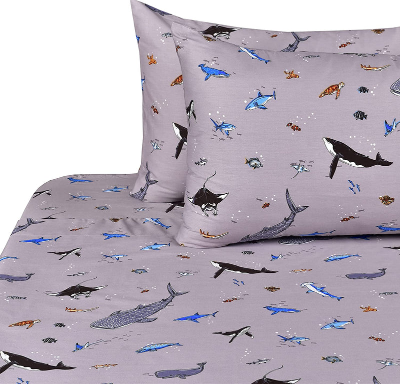 J-Pinno Shark Sea Fish Twin Sheet Set Kids Boys Bedroom Decoration Gift, 100% Cotton, Flat Sheet + Fitted Sheet + Pillowcase Bedding Set (Twin, 6) Home & Garden > Linens & Bedding > Bedding J pinno 5 Full 