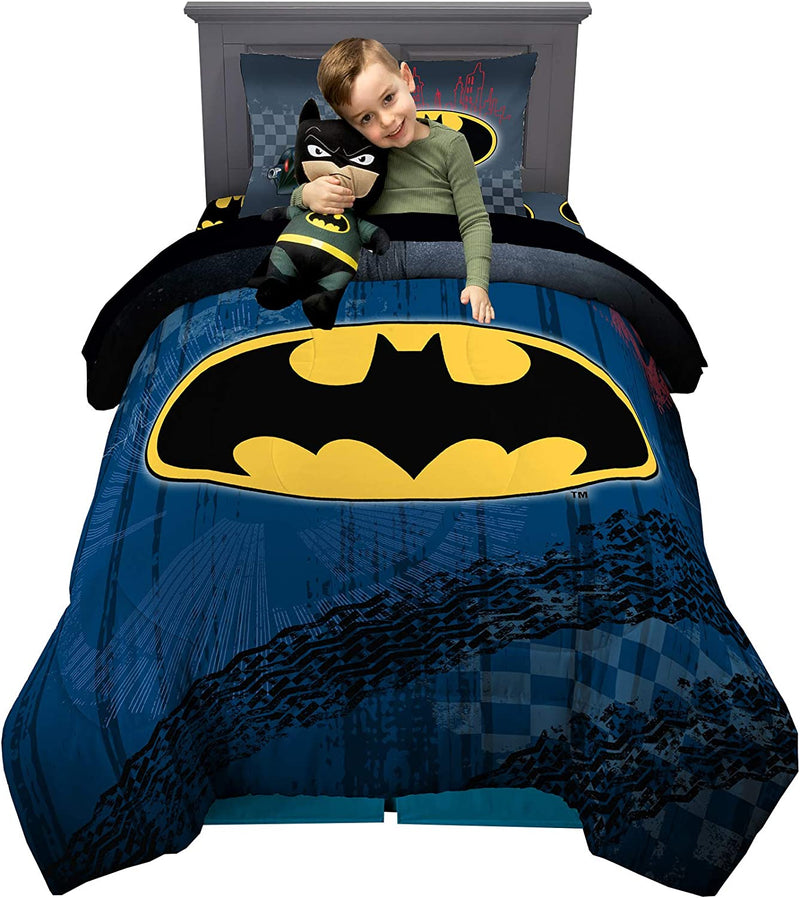 Franco Kids Bedding Comforter with Sheets and Cuddle Pillow Bedroom Set, (5 Piece) Twin Size, Batman Home & Garden > Linens & Bedding > Bedding Franco Batman (5 Piece) Twin Size 