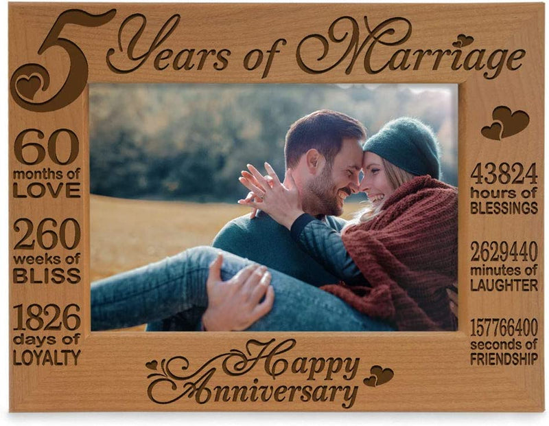 KATE POSH - 5 Years of Marriage Photo Frame - Happy 5Th Wood - Engraved Natural Solid Wood Picture Frame (5X7-Horizontal)