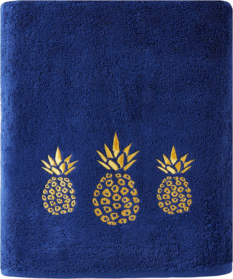 SKL Home by Saturday Knight Ltd. Gilded Pineapple Bath Towel, White Home & Garden > Linens & Bedding > Towels SKL Home Bath Towel, Navy  