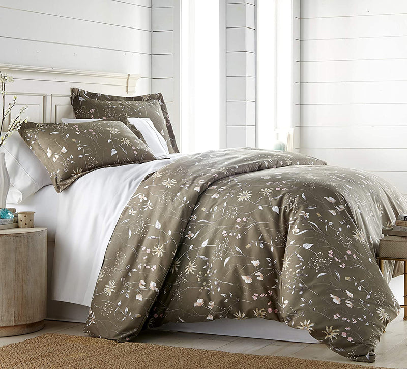 Southshore Fine Living, Inc. Oversized Comforter Bedding Set down Alternative All-Season Warmth, Soft Cozy Farmhouse Bedspread 3-Piece with Two Matching Shams, Infinity Blue, King / California King Home & Garden > Linens & Bedding > Bedding Southshore Fine Linens Secret Meadow Olive Brown Twin / Twin XL 