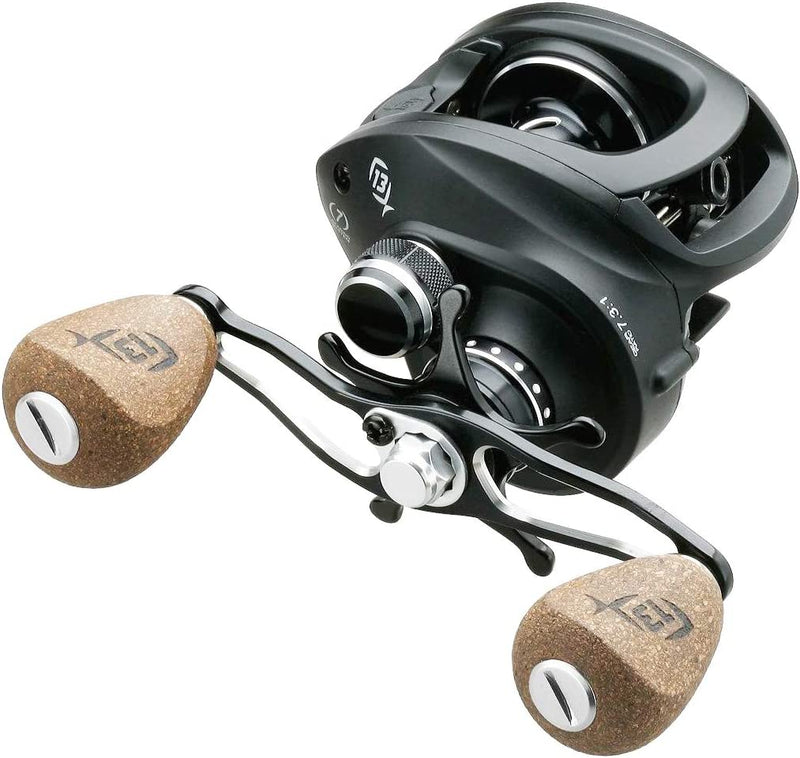 13 Fishing Concept a Freshwater/Saltwater Baitcasting Fishing Reel
