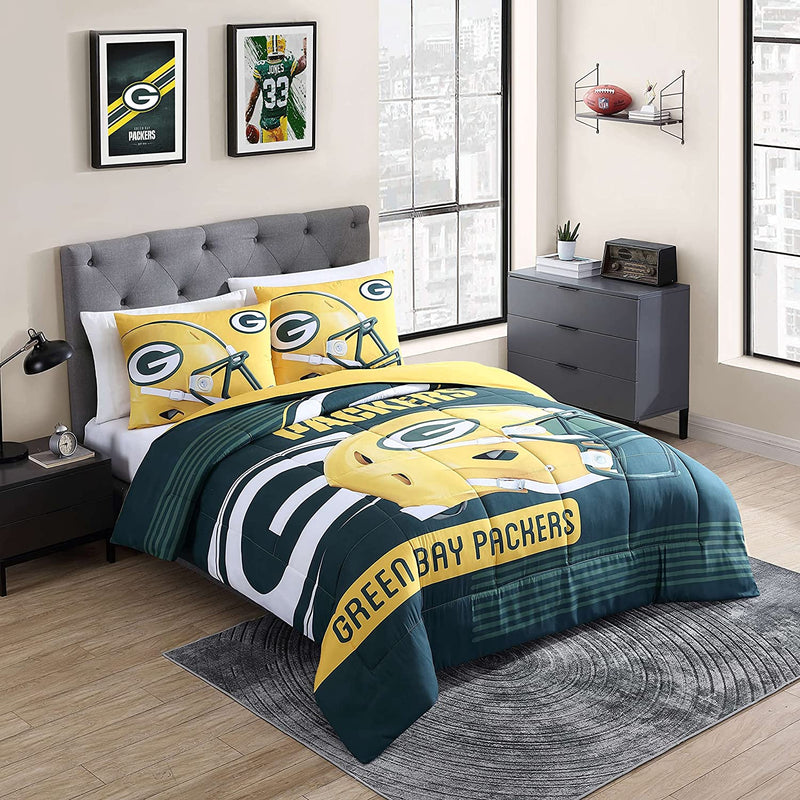 NFL Bedding Comforter Set Officially Licensed Luxurious down Alternative with Shams Team Print, Green Bay Packers, Full/Queen Home & Garden > Linens & Bedding > Bedding > Quilts & Comforters Sweet Home Collection Green Bay Packers Full/Queen 