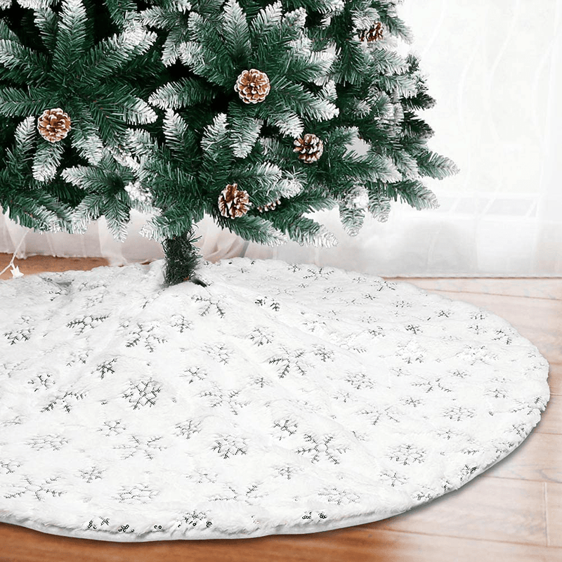 AerWo White Christmas Tree Skirt 48 Inch Large Faux Fur Xmas Tree Skirts Mat with Silver Sequin Snowflakes, Holiday Party Christmas Tree Decorations Ornaments Indoor Outdoor