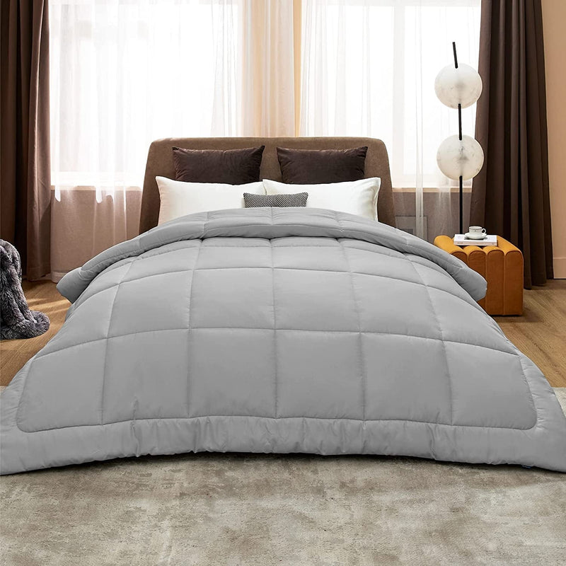 Bedsure Duvet Insert Queen Comforter Light Grey - All Season Quilted down Alternative Comforter for Queen Bed, 300GSM Mashine Washable Microfiber Bedding Comforter with Corner Tabs