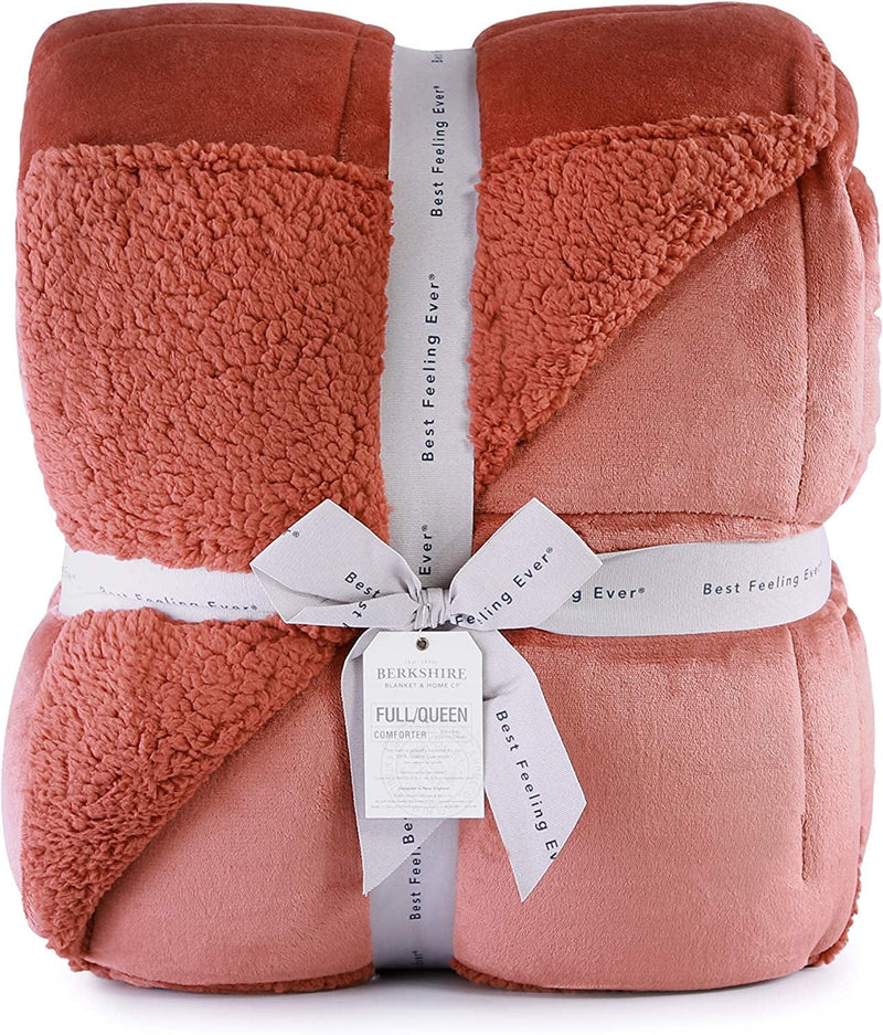 Berkshire Blanket Velvetloft Comforter Set | Sherpa Reversible Comforter & Sham Set | Mahogany | Twin (60" X 90")