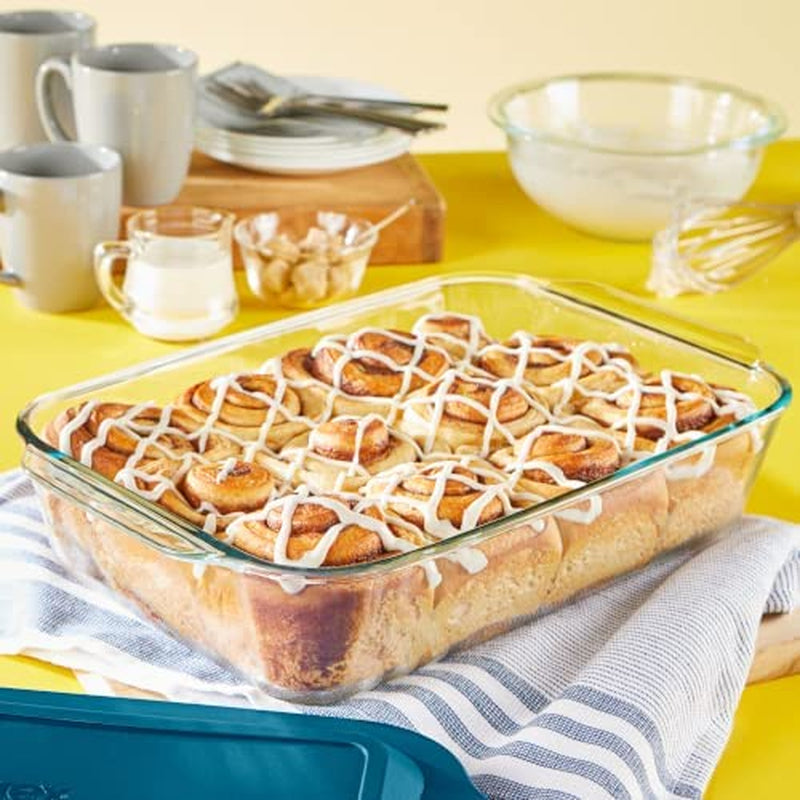 Pyrex Deep 9X13-Inch Glass Baking Dish, Clear Container & Easy Grab 4-Piece Glass Baking Dish Set with Lids, 3-Qt & 2-Qt Glass Bakeware Set, Non-Toxic, Bpa-Free Lids, Tempered Glass Bakeware Set Home & Garden > Kitchen & Dining > Tableware > Drinkware Pyrex   