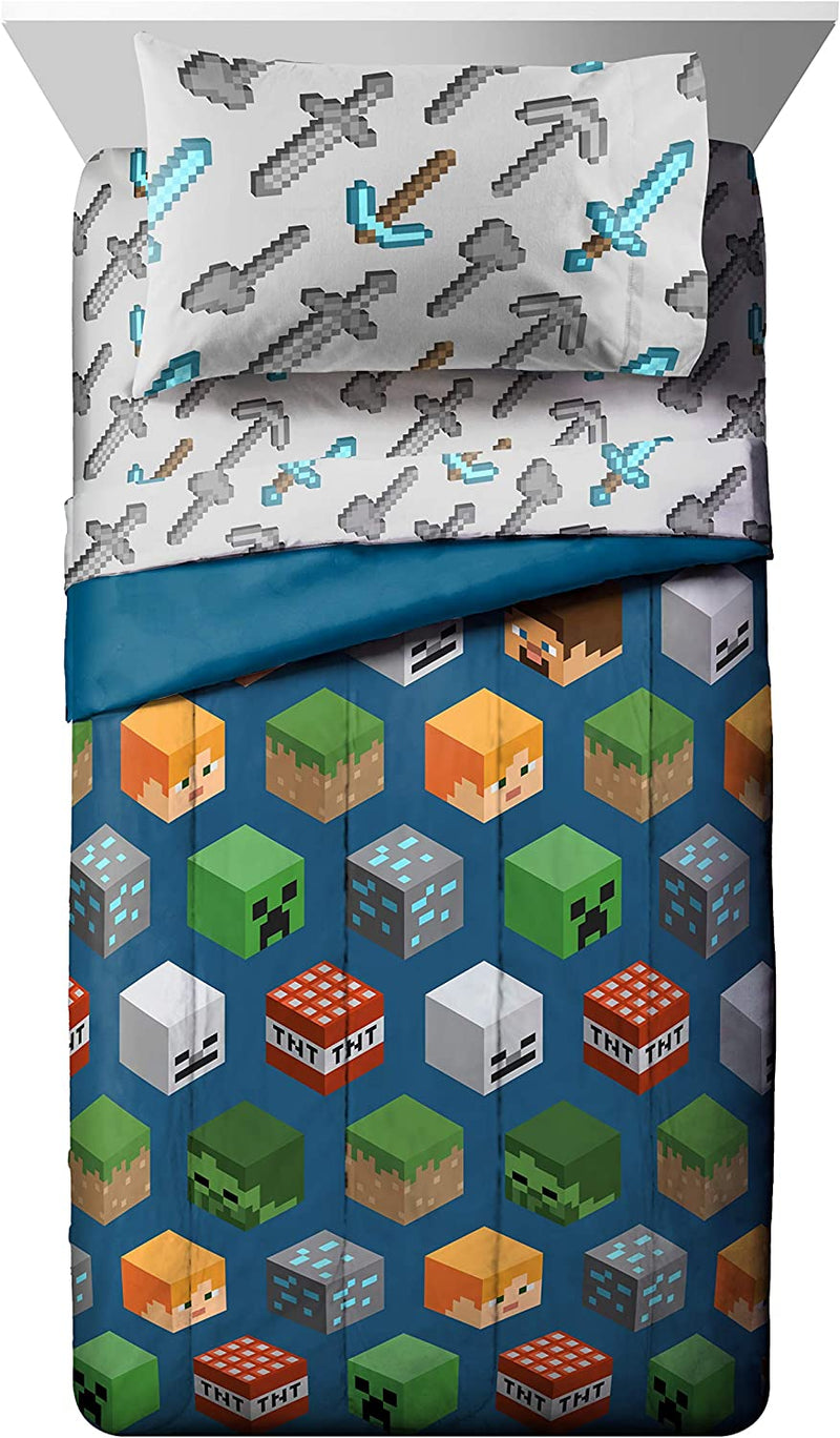 Jay Franco Minecraft Isometric 5 Piece Full Bed Set - Includes Comforter & Sheet Set - Bedding Features Creeper - Super Soft Fade Resistant Polyester - (Official Minecraft Product)