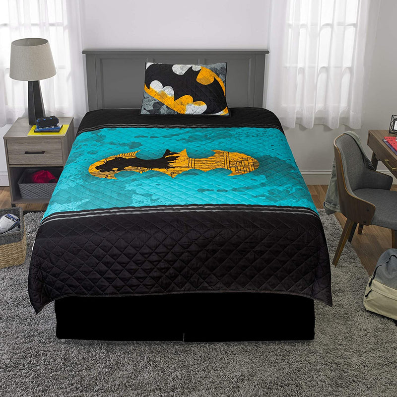 Franco Kids Bedding Microfiber Pillow Sham and Quilt Set, Twin/Full, Batman Home & Garden > Linens & Bedding > Bedding Franco   
