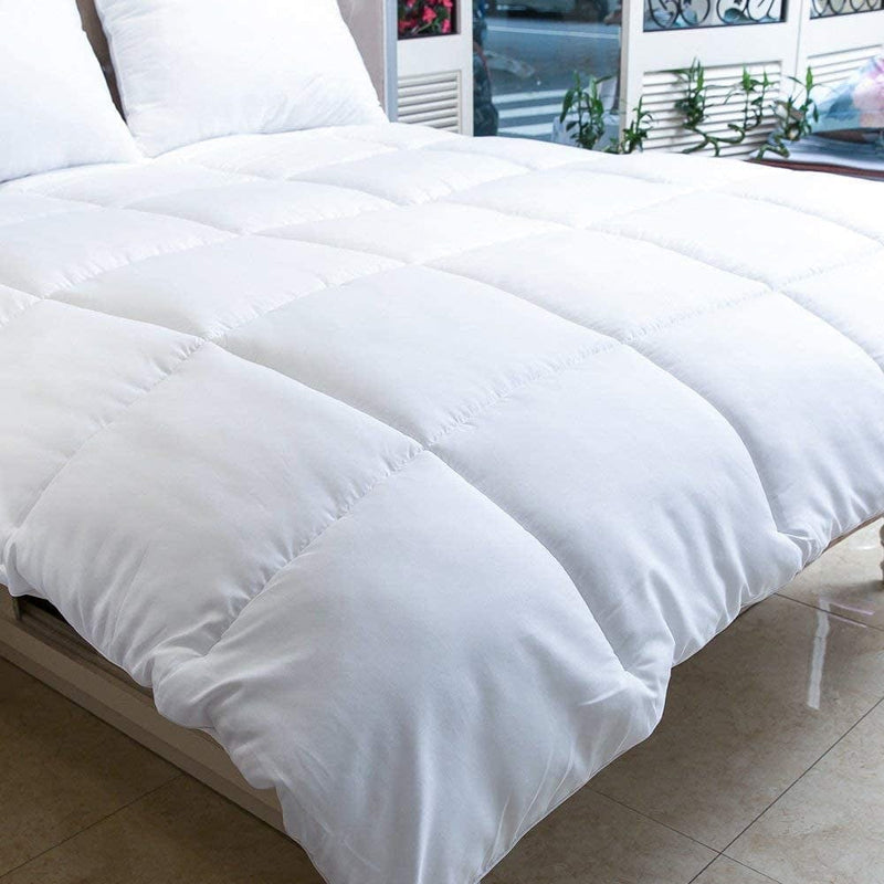 Twin Comforter Duvet Insert Quilted Comforter with Corner Tabs, Plush Siliconized Fiberfill, Box Stitched down Alternative Comforter - Machine Washable - 64" X 88" Home & Garden > Linens & Bedding > Bedding > Quilts & Comforters MANZOO Off White Queen 