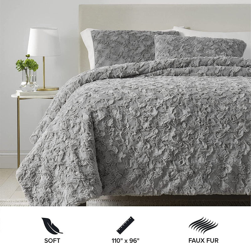 UGG Adalee Comforter Set - Soft and Comfortable Faux Fur Bedding Set, Seal, King Home & Garden > Linens & Bedding > Bedding > Quilts & Comforters UGG   