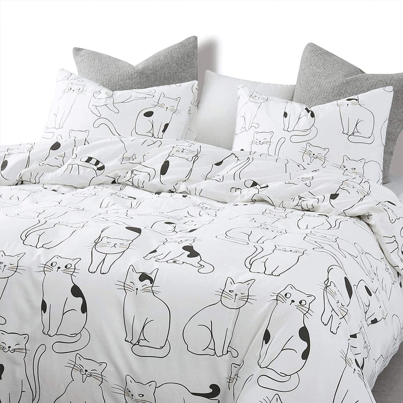 Wake in Cloud - Cats Comforter Set, 100% Cotton Fabric with Soft Microfiber Fill Bedding, White with Cats Drawing Pattern Printed (3Pcs, Queen Size) Home & Garden > Linens & Bedding > Bedding > Quilts & Comforters Wake In Cloud   